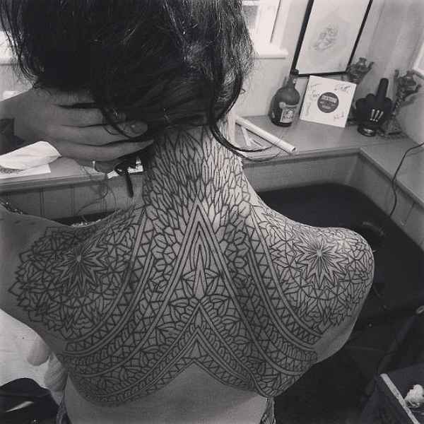 Tattoo Geometrie mit Kieran Williams Tattoo Spirit
