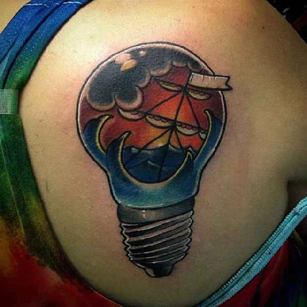 Kunterbunte Glühbirnen Tattoo Spirit