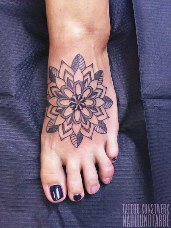 Tattoo Kunstwerk Solingen Tattoo Spirit