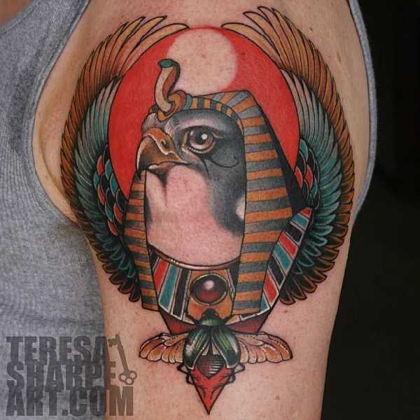 Die ägyptischen Götter Horus und Ra Tattoo Spirit