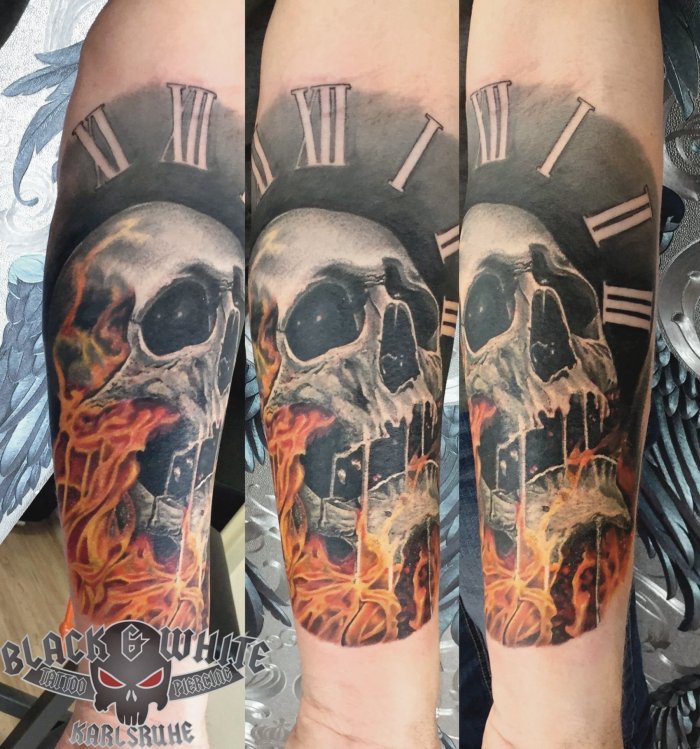 Black &amp; White Tattoo Karlsruhe Tattoo Spirit